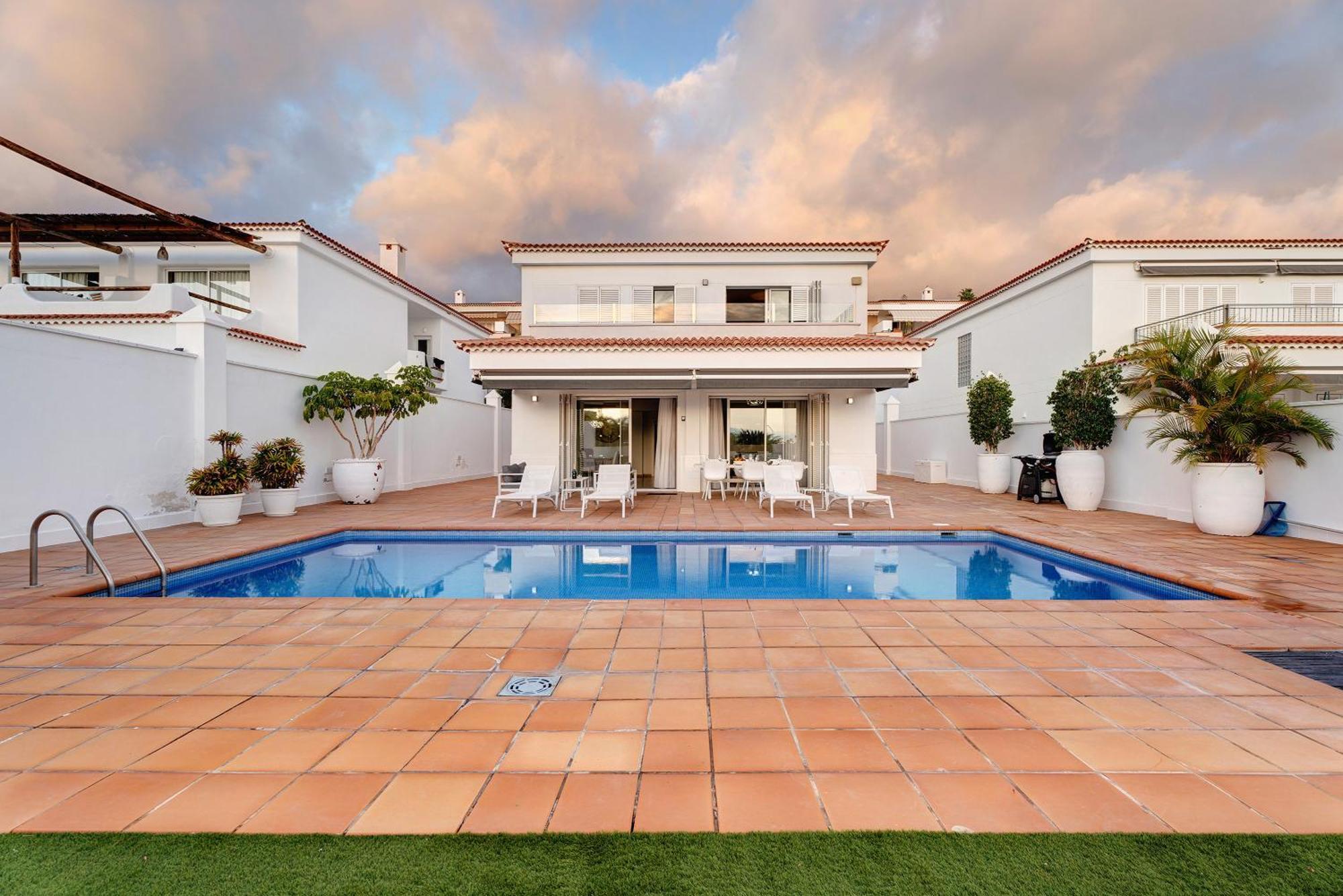 Espectacular Villa Aurora By Paramount Holidays Puerto de Santiago  Eksteriør bilde